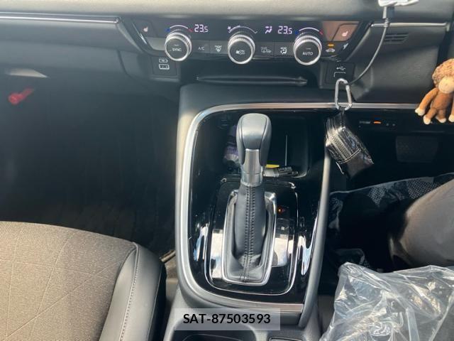 Honda VEZEL 2021-10 8882791-26
