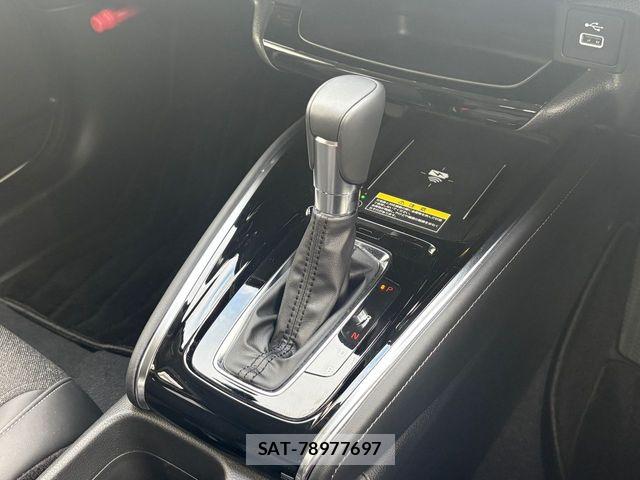 Honda VEZEL 2025-07 8882766-13