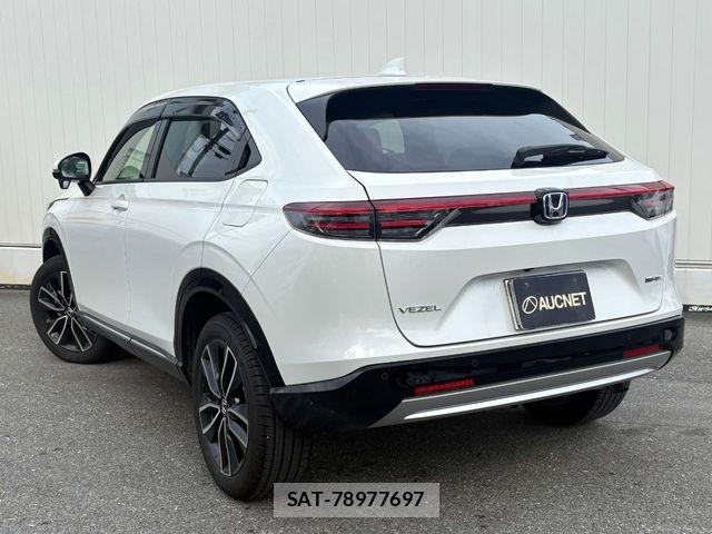 Honda VEZEL 2025-07 8882766-2