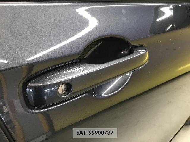 Honda VEZEL 2022-12 8882778-23