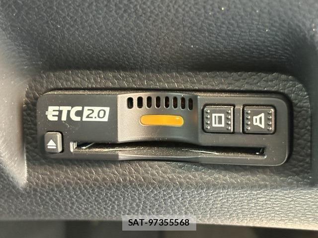 Honda VEZEL 2021-10 8882787-19