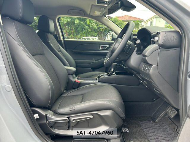 Honda VEZEL 2026-07 8884538-9