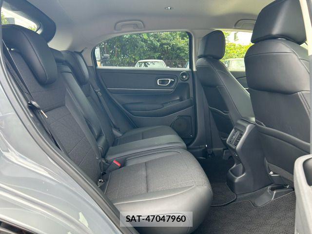 Honda VEZEL 2026-07 8884538-15