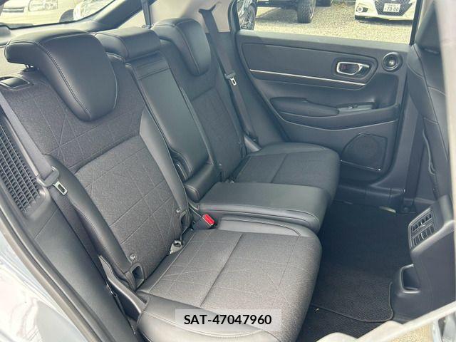 Honda VEZEL 2026-07 8884538-16