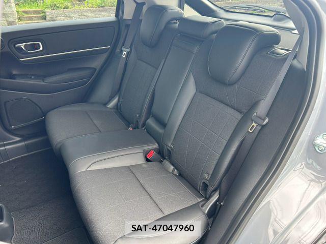 Honda VEZEL 2026-07 8884538-19