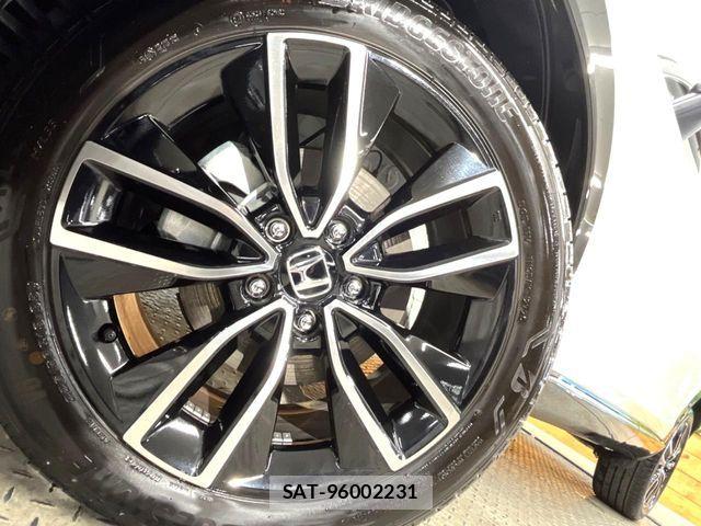 Honda VEZEL 2025-10 8884539-12