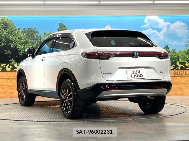 Honda VEZEL 2025-10 8884539-16