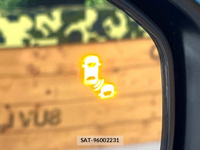 Honda VEZEL 2025-10 8884539-6
