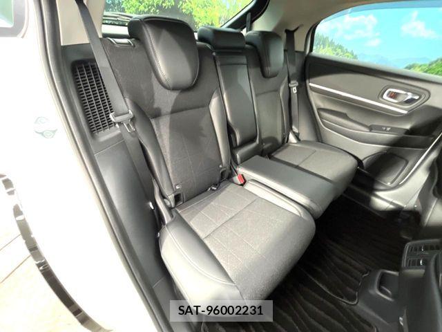 Honda VEZEL 2025-10 8884539-8