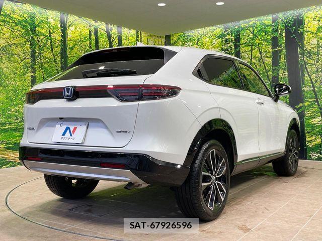 Honda VEZEL 2025-02 8884541-16