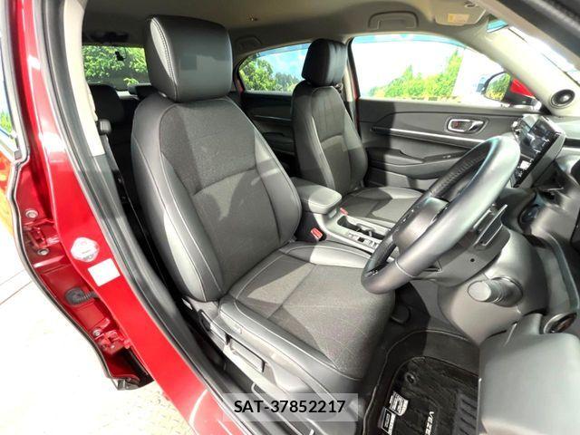 Honda VEZEL 2025-01 8884540-7