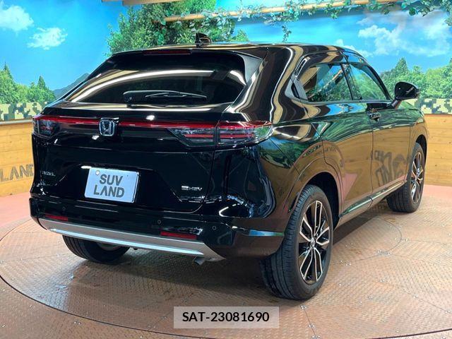 Honda VEZEL 2024-04 8884542-16