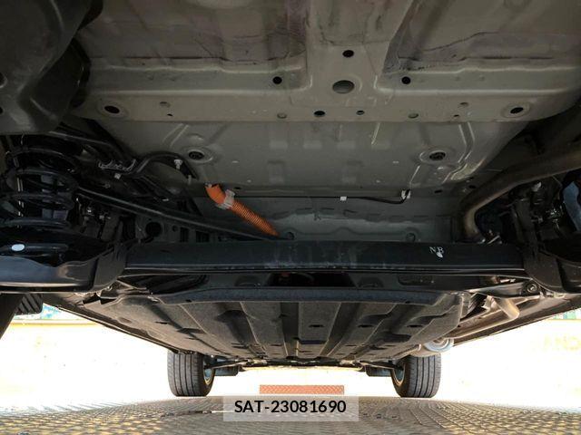 Honda VEZEL 2024-04 8884542-17