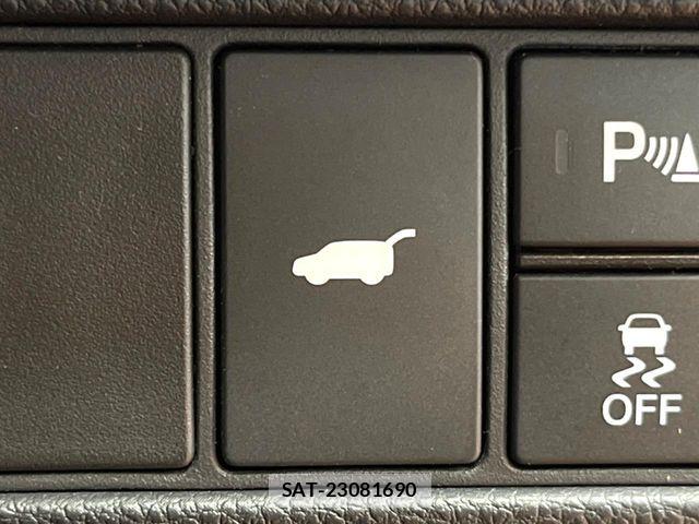 Honda VEZEL 2024-04 8884542-6