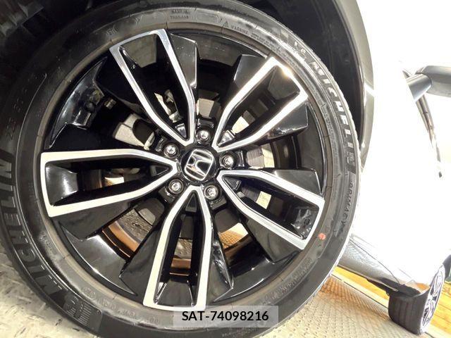 Honda VEZEL 2021-09 8884543-12