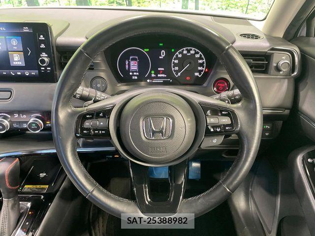 Honda VEZEL 2021-04 8884544-10