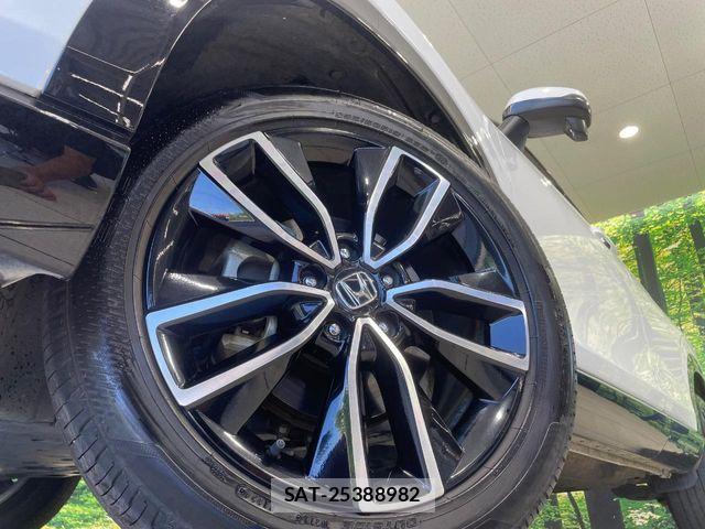 Honda VEZEL 2021-04 8884544-12