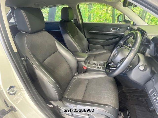 Honda VEZEL 2021-04 8884544-7