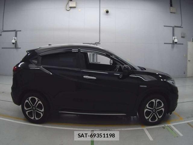 Honda VEZEL 2018 1045913-1