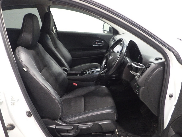 Honda VEZEL 2018-05 1076986-4