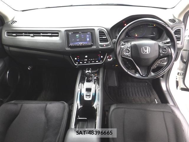 Honda VEZEL 2018-03 1076982-2