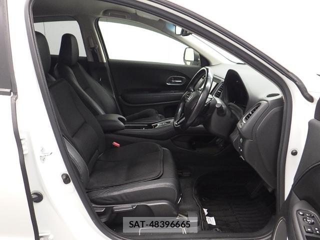 Honda VEZEL 2018-03 1076982-5