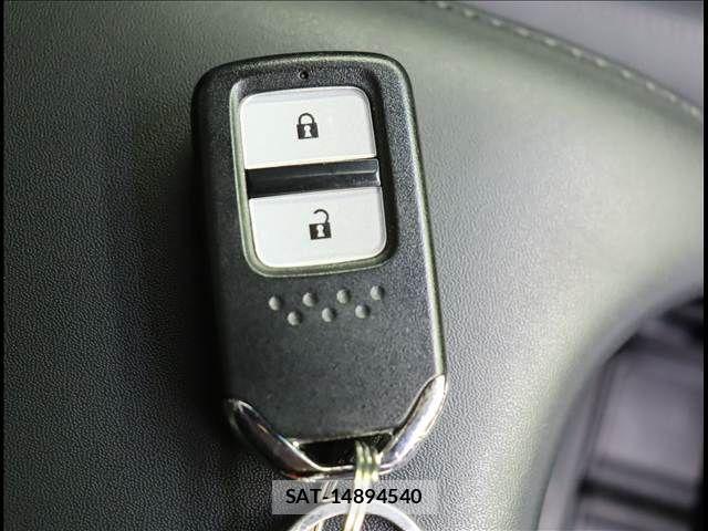 Honda VEZEL 2020-03 2488370-15