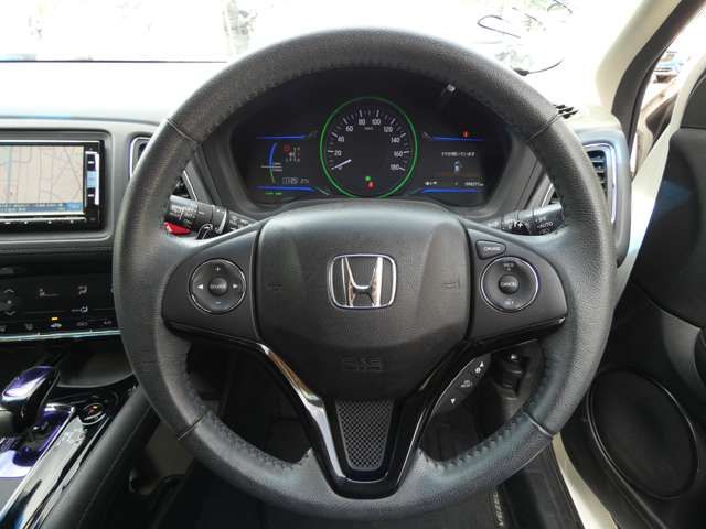 Honda VEZEL 2014-08 3686782-12