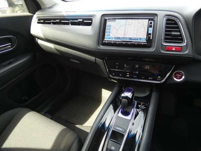 Honda VEZEL 2014-08 3686782-13