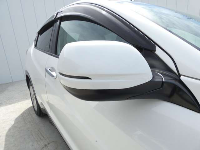 Honda VEZEL 2014-08 3686782-19