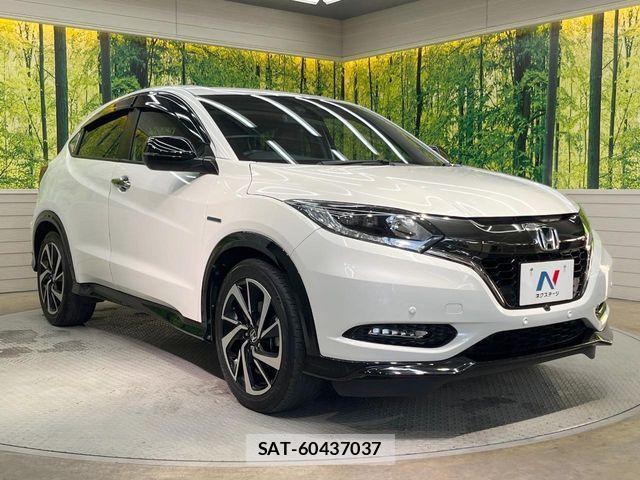 Honda VEZEL 2017-04 3910941-15