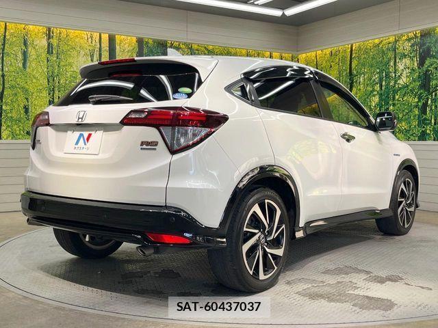Honda VEZEL 2017-04 3910941-16
