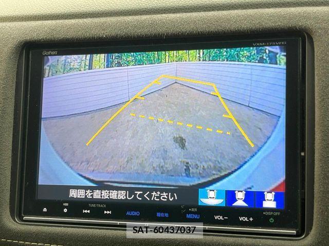 Honda VEZEL 2017-04 3910941-3