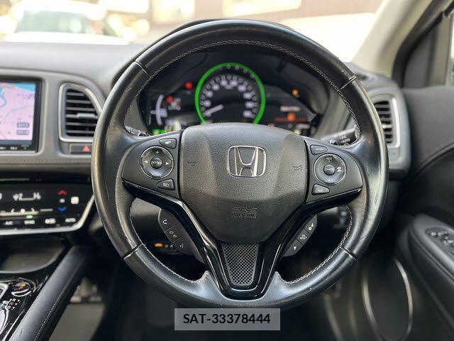Honda VEZEL 2018-01 4111952-13