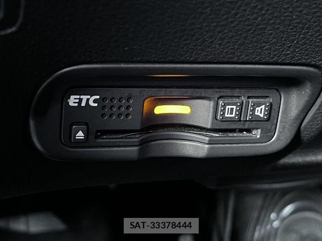 Honda VEZEL 2018-01 4111952-15