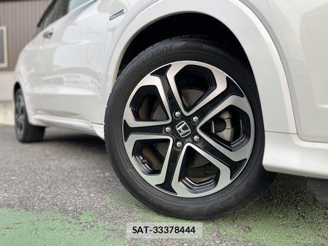 Honda VEZEL 2018-01 4111952-26
