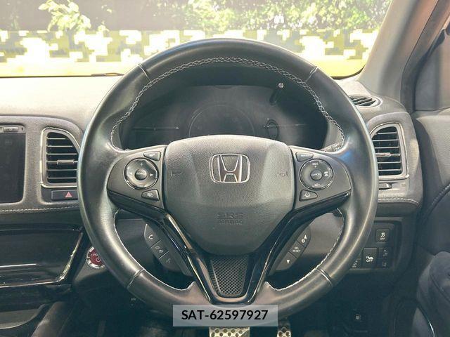 Honda VEZEL 2016-04 4395652-10