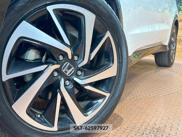 Honda VEZEL 2016-04 4395652-12