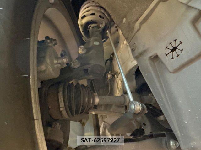 Honda VEZEL 2016-04 4395652-19