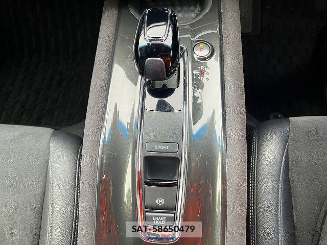 Honda VEZEL 2019-01 4603898-19