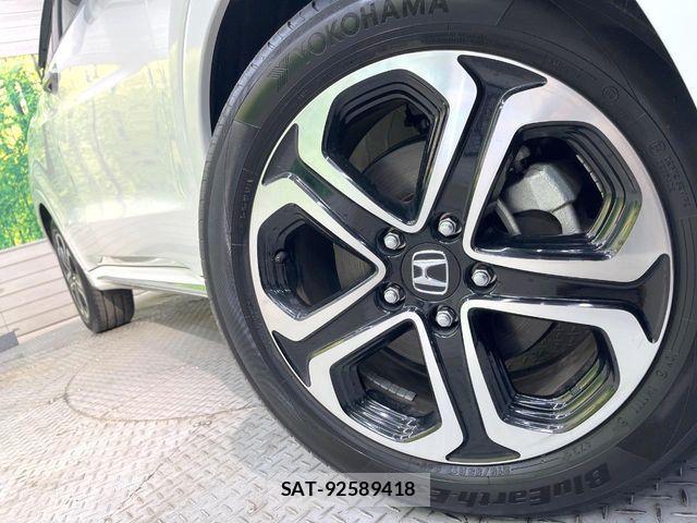 Honda VEZEL 2020-03 4992694-12