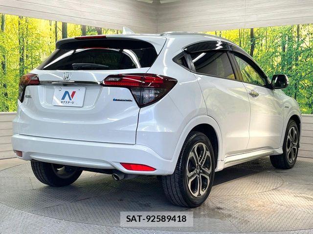 Honda VEZEL 2020-03 4992694-16