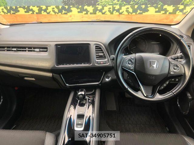 Honda VEZEL 2019-01 5881977-1