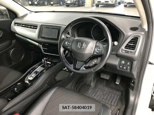 Honda VEZEL 2019-03 5881988-1