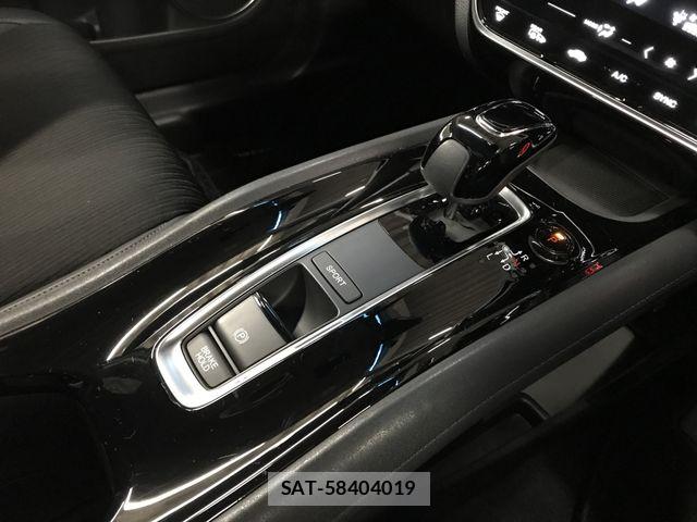 Honda VEZEL 2019-03 5881988-19