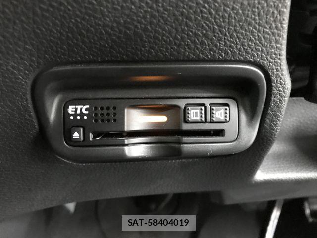 Honda VEZEL 2019-03 5881988-24