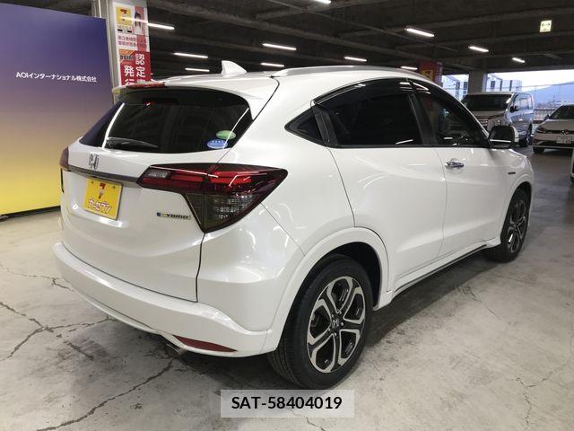 Honda VEZEL 2019-03 5881988-2