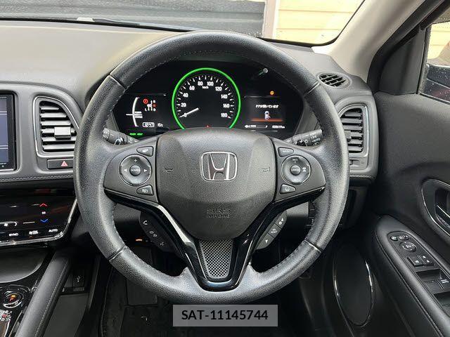 Honda VEZEL 2018-02 6022225-13