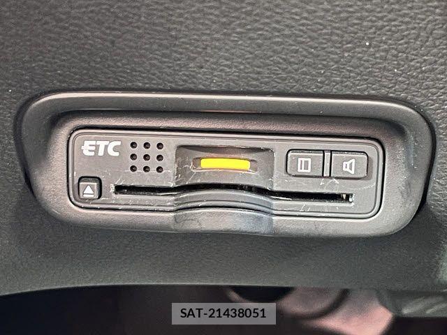 Honda VEZEL 2016-03 6022254-15
