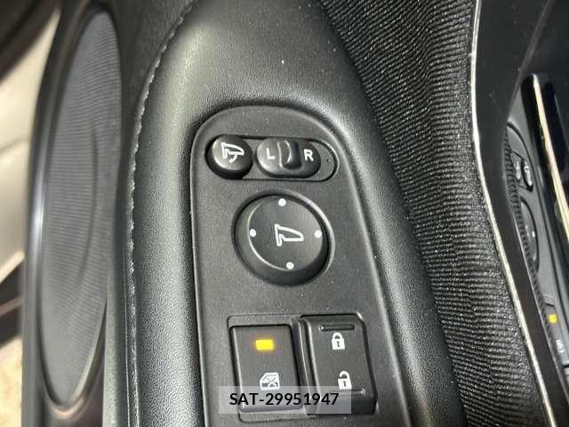 Honda VEZEL 2015-03 6266256-16